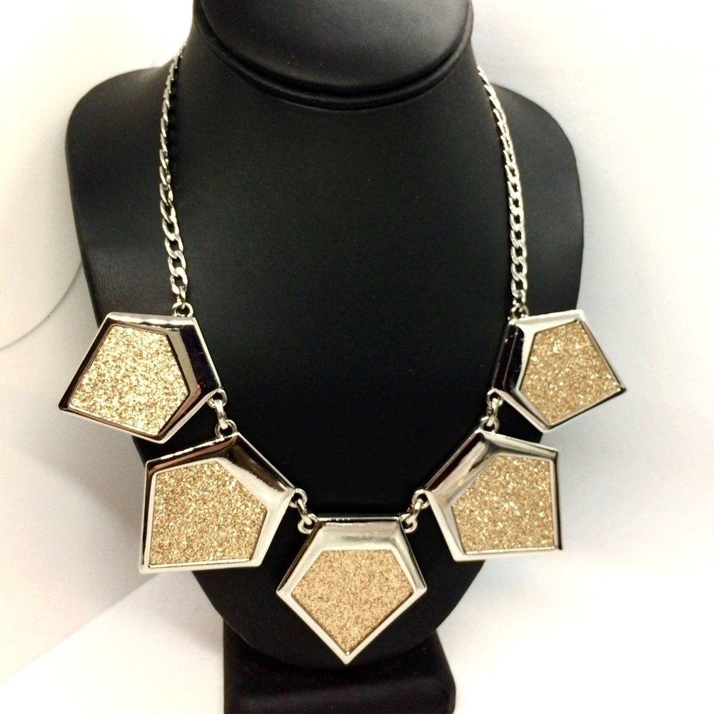 3/$30 EXPRESS GEOMETRIC STATEMENT NECKLACE BIB GOLD SPARKLES SILVER TONE